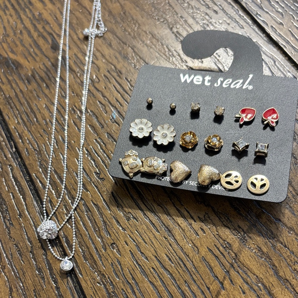 Wet Seal Women's Gold and Silver Stud Earring Set with Silver Necklace